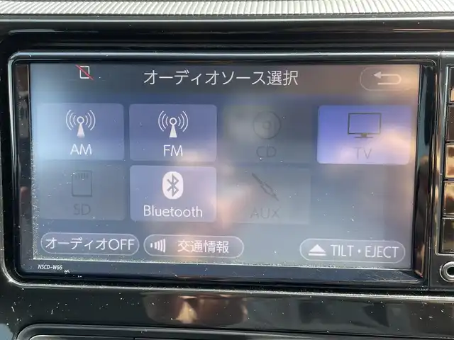 トヨタ アクア S 熊本県 2018(平30)年 3.8万km オレンジパールクリスタルシャイン 純正ナビ/・AM/FM/CD/SD/AUX/BT/・フルセグTV/・バックカメラ/ステアリングリモコン/電動格納ミラー/・ウィンカーミラー/ビルトインETC/HIDライト/・ヘッドライトレベライザー/ドアバイザー/社外フロアマット/ECOモード/EVモード/スマートキー/・スペアキー