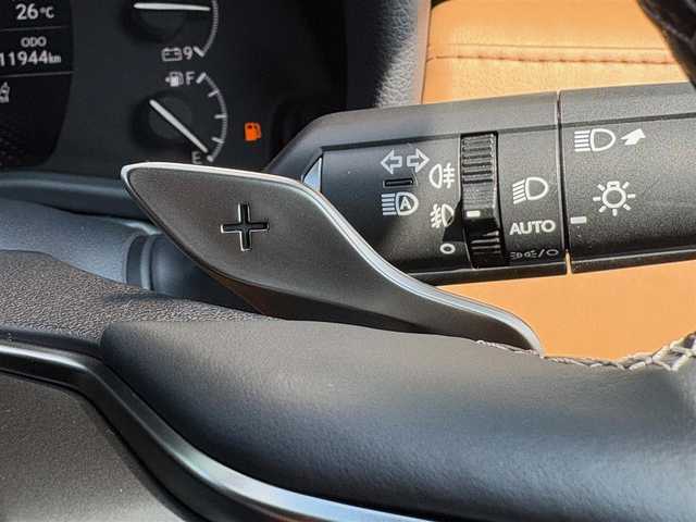 レクサス ＬＸ 600 オフロード 石川県 2022(令4)年 1.1万km パール マークレビンソン/ベージュ革シート/シートベンチレーション/衝突軽減ブレーキ/アダプティブクルーズコントロール/ブラインドスポットモニター/レーンキープアシスト/クーラーボックス/ＬＥＤヘッドライト