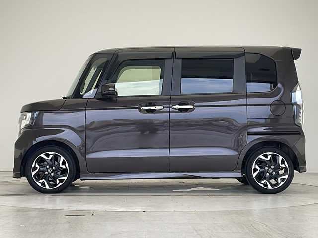 ホンダ Ｎ ＢＯＸ カスタム G L ターボ ホンダセンシング 愛知県 2020(令2)年 2.8万km プレミアムグラマラスブロンズP ホンダセンシング/衝突被害軽減ブレーキ/7インチSDナビ（あり）/レーダークルーズコントロール/シートヒーター/フルセグTV/CD DVD/Bluetooth/バックカメラ/コーナーセンサー/パドルシフト/純正アルミホイール/LEDヘッドライト/オートマチックハイビーム/ドライブレコーダー/ETC/ステアリングスイッチ/スマートキー/プッシュスタート