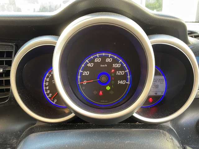 ホンダ Ｎ ＢＯＸ G SSパッケージ 道央・札幌 2013(平25)年 10.3万km プレミアムホワイトパール (株)IDOMが運営する【じしゃロン札幌店】の自社ローン専用車両になりますこちらは現金またはオートローンご利用価格です。自社ローンご希望の方は別途その旨お申し付けください。/・社外ナビ/・フルセグ/CD/DVD/FM/AM/・両側電動スライドドア/・プッシュスタート/・スマートキー/・オートライト/・純正フロアマット