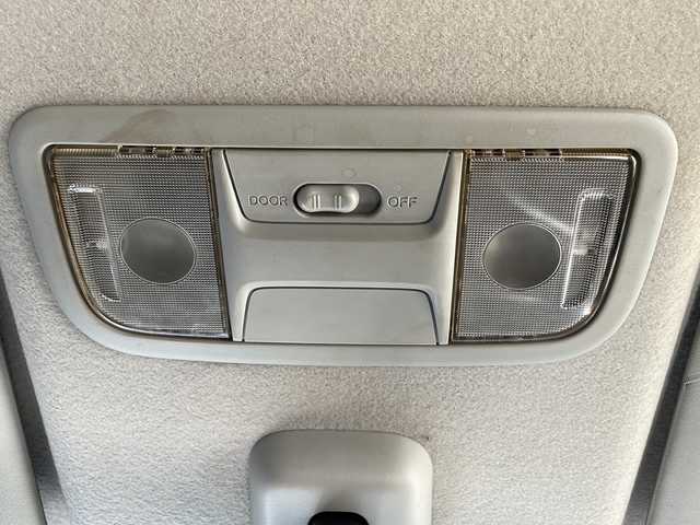 ホンダ Ｎ ＢＯＸ G SSパッケージ 道央・札幌 2013(平25)年 10.3万km プレミアムホワイトパール (株)IDOMが運営する【じしゃロン札幌店】の自社ローン専用車両になりますこちらは現金またはオートローンご利用価格です。自社ローンご希望の方は別途その旨お申し付けください。/・社外ナビ/・フルセグ/CD/DVD/FM/AM/・両側電動スライドドア/・プッシュスタート/・スマートキー/・オートライト/・純正フロアマット