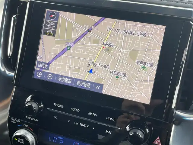 トヨタ アルファード S タイプゴールド 道央・札幌 2020(令2)年 3.9万km ホワイトパールクリスタルシャイン ・４WD/・衝突軽減ブレーキ/・寒冷地仕様/・純正ディスプレイオーディオ/　CD＆DVD＆BT/・バックカメラ/・両側パワースライドドア/・パワーバックドア/・フリップダウンモニター/・コーナーセンサー/・レーンキープアシスト/・レーダークルーズコントロール/・ハーフレザーシート/・前後ドライブレコーダー/・オートライト/・オートエアコン/・アイドリングストップ/・プッシュスタート/・スマートキー/・ビルトインETC/・MT付きAT/・純正フロアマット/・ドアバイザー/・ウィンカーミラー/・フォグライト/・LEDヘッドライト