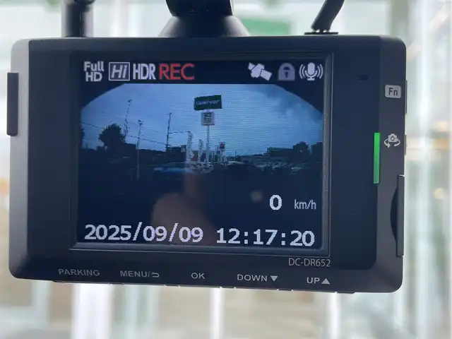 トヨタ アルファード S タイプゴールド 道央・札幌 2020(令2)年 3.9万km ホワイトパールクリスタルシャイン ・４WD/・衝突軽減ブレーキ/・寒冷地仕様/・純正ディスプレイオーディオ/　CD＆DVD＆BT/・バックカメラ/・両側パワースライドドア/・パワーバックドア/・フリップダウンモニター/・コーナーセンサー/・レーンキープアシスト/・レーダークルーズコントロール/・ハーフレザーシート/・前後ドライブレコーダー/・オートライト/・オートエアコン/・アイドリングストップ/・プッシュスタート/・スマートキー/・ビルトインETC/・MT付きAT/・純正フロアマット/・ドアバイザー/・ウィンカーミラー/・フォグライト/・LEDヘッドライト