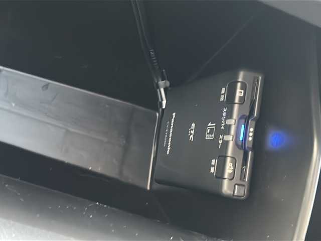 マツダ ＣＸ－８ XD プロアクティブ 愛知県 2019(令1)年 5.9万km スノーフレイクホワイトパールマイカ 純正SDナビ/フルセグTV・FM・AM・Bluetooth・CD・DVD/360°カメラ/バックカメラ/パワーバックドア/前席パワーシート/運転席メモリー機能付きパワーシート/前席シートヒーター/２列目シートヒーター/衝突軽減ブレーキ/車線逸脱警報/レーダークルーズコントロール/クリアランスソナー/LEDヘッドライト/オートライト/KENWOOD製前方ドライブレコーダー（DRV-410）/アイドリングストップ/ステアリングスイッチ/ヘッドアップディスプレイ/ETC/プッシュスタート/スマートキー/本革巻きステアリング/電動格納ミラー/ISOFIX/保証書/取扱説明書/スペアスマートキー