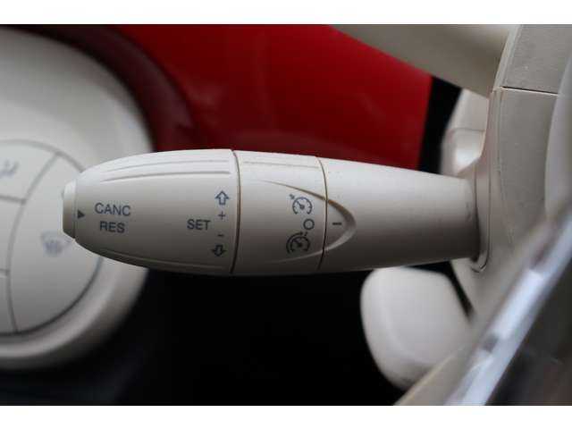 フィアット フィアット ５００Ｃ ツインエア ドルチェヴィータ 大分県 2023(令5)年 1.9万km 赤 クルーズコントロール/純正ディスプレイおーディオ/ＡｐｐｌｅＣａｒＰｌａｙ/Ｂｌｕｅｔｏｏｔｈ/ハーフレザー/パドルシフト/ハロゲンヘッドライト/純正１５インチＡＷ/純正フロアマット/ドライブレコーダー（前方のみ）/ＥＴＣ/リモコンキー