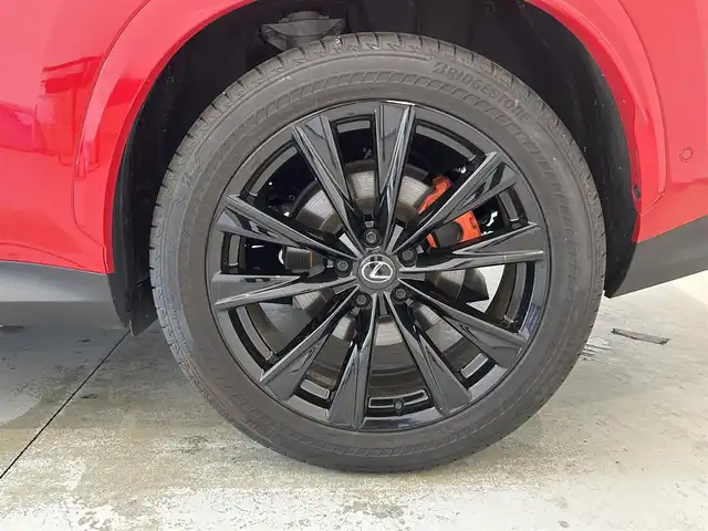 レクサス ＮＸ 350h Fスポーツ 熊本県 2023(令5)年 1.6万km マダーレッド フルレザーシート/シートヒーター/シートクーラー/パワーシート/シートメモリー/ヘッドアップディスプレイ/ドライブレコーダー/純正ナビ/CarPlay/USB/Bluetooth/フルセグテレビ/360°カメラ/コーナーセンサー/プリクラッシュセーフティー/ロードサインアシスト/クロストラフィックアラート/レーンチェンジアシスト/ブラインドスポットモニター/プロアクティブドライビングアシスト/アダプティブクルーズコントロール/パワートランク/オートホールド/オートマチックハイビーム/パドルシフト/ETC2.0/スペアキー・カードキー/【Fスポーツ・マダーレッド】