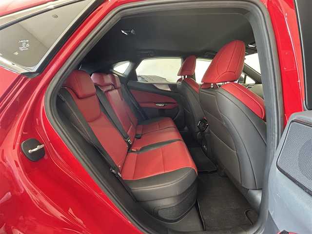 レクサス ＮＸ 350h Fスポーツ 熊本県 2023(令5)年 1.6万km マダーレッド フルレザーシート/シートヒーター/シートクーラー/パワーシート/シートメモリー/ヘッドアップディスプレイ/ドライブレコーダー/純正ナビ/CarPlay/USB/Bluetooth/フルセグテレビ/360°カメラ/コーナーセンサー/プリクラッシュセーフティー/ロードサインアシスト/クロストラフィックアラート/レーンチェンジアシスト/ブラインドスポットモニター/プロアクティブドライビングアシスト/アダプティブクルーズコントロール/パワートランク/オートホールド/オートマチックハイビーム/パドルシフト/ETC2.0/スペアキー・カードキー/【Fスポーツ・マダーレッド】