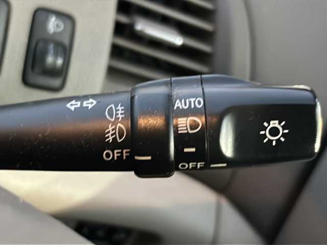 トヨタ エスティマ ハイブリッド Gセレクション 山梨県 2004(平16)年 18.1万km ホワイトパールマイカ 純正ナビ/バックカメラ/両側スライドドア/リモコンキー/クルーズコントロール/ETC/純正15インチAW/オートライト/ライトレベライザー