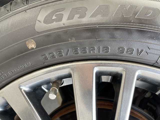 日産 エルグランド 250HWS S アーバンクロム 愛知県 2017(平29)年 5.5万km ブリリアントホワイトパール 純正8型ナビ/フリップダウンモニター/両側パワースライドドア/クルーズコントロール/バックカメラ/純正アルミホイール/LEDヘッドライト/リアオートエアコン/ドライブレコーダー/ETC/フルセグ/CD DVD/Bluetooth/ステアリングスイッチ/スマートキー/プッシュスタート