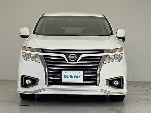 日産 エルグランド 250HWS S アーバンクロム 愛知県 2017(平29)年 5.5万km ブリリアントホワイトパール 純正8型ナビ/フリップダウンモニター/両側パワースライドドア/クルーズコントロール/バックカメラ/純正アルミホイール/LEDヘッドライト/リアオートエアコン/ドライブレコーダー/ETC/フルセグ/CD DVD/Bluetooth/ステアリングスイッチ/スマートキー/プッシュスタート