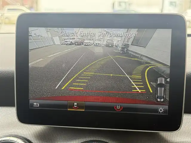 メルセデス・ベンツ ＣＬＡ２２０ 4MATIC 愛知県 2018(平30)年 7.4万km ジュピターレッド /正規ディーラー車//禁煙車//プレミアムパッケージ//パノラミックスライディングルーフ//harmankardon//メーカーナビ//フルセグ/USB/Bluetooth//SD/CD/DVD/MSV//ステアリング連動リアビューカメラ//ETC//360°ドライブレコーダー//黒革シート//メモリー式パワーシート/ランバーサポート//シートヒーター//レーダーセーフティパッケージ//ディスタンスアシスト//ブラインドスポットアシスト//アクティブレーンキーピング//アクティブブレーキアシスト//パークトロニック//アテンションアシスト//ESP//パドルシフト//スピードリミッター//ダイナミックセレクト//Comfort/Sport/Eco/individual//純正18インチアルミホイール//革巻きステアリング//ステアリングリモコン//チルト＆テレスコピックステアリング//LEDオートヘッドライト//リアフォグランプ//デイタイムライト//アンビエントライト//ウェルカムライト//ロケイターライティングライトシステム//プッシュスタート/スペアスマートキー//オートリトラクタブルウィンカーミラー//純正フロアマット//保証書//取扱説明書//D点検整備記録簿R2.3.4.5