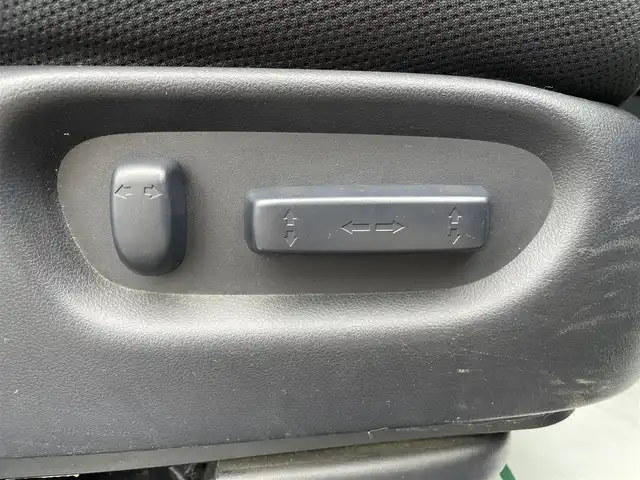 ホンダ ＣＲ－Ｖ ZX 茨城県 2007(平19)年 18.5万km ウィスラーシルバーメタリック 純正ナビ/【AM・FM・TV・HDD・CD・DVD・ビデオ】/パワーシート/前方ドラレコ/ETC/Bカメラ/ステリモ/オートエアコン/純正フロアマット/純正アルミホイール/4WD/キセノンライト