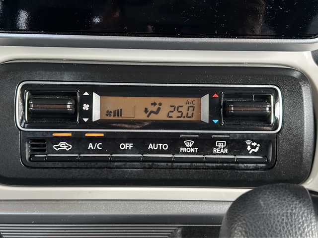 スズキ スペーシア HYBRID X 静岡県 2021(令3)年 5万km ピュアホワイトP 社外ディスプレイオーディオ/・CD/・DVD/・Bluetooth/・USB/・AM/・FM/主要装備/・両側パワスラ/・衝突軽減/・レーンキープ/・コーナーセンサー後/・バックカメラ/・ドラレコ前後/・シートヒーターD席/・純正フロアマット/・オートライト/・スマートキー/・プッシュスタート/・スペアキー1本/・オートエアコン/・カーテンエアバック