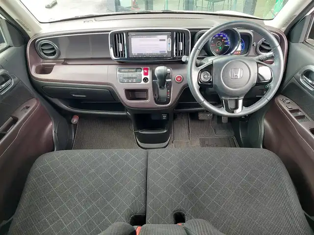 ホンダ Ｎ ＯＮＥ プレミアム 東京都 2014(平26)年 3.4万km プレミアムホワイトパール 安心パッケージ/・シティブレーキアクティブシステム/・サイド＆カーテンエアバック/純正ナビ/・ワンセグTV/FM/AM/CD/Bluetooth/2トーンカラースタイル/スマートキー/プッシュスタート/革巻きステアリング/ステアリングスイッチ/ドアバイザー/純正フロアマット/LEDヘッドライト/オートライト