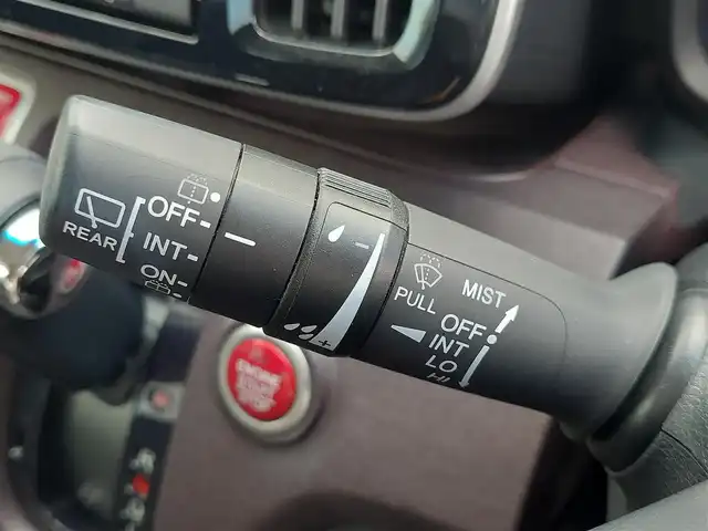 ホンダ Ｎ ＯＮＥ プレミアム 東京都 2014(平26)年 3.4万km プレミアムホワイトパール 安心パッケージ/・シティブレーキアクティブシステム/・サイド＆カーテンエアバック/純正ナビ/・ワンセグTV/FM/AM/CD/Bluetooth/2トーンカラースタイル/スマートキー/プッシュスタート/革巻きステアリング/ステアリングスイッチ/ドアバイザー/純正フロアマット/LEDヘッドライト/オートライト