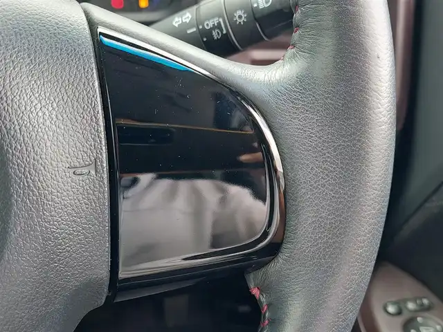 ホンダ Ｎ ＯＮＥ プレミアム 東京都 2014(平26)年 3.4万km プレミアムホワイトパール 安心パッケージ/・シティブレーキアクティブシステム/・サイド＆カーテンエアバック/純正ナビ/・ワンセグTV/FM/AM/CD/Bluetooth/2トーンカラースタイル/スマートキー/プッシュスタート/革巻きステアリング/ステアリングスイッチ/ドアバイザー/純正フロアマット/LEDヘッドライト/オートライト