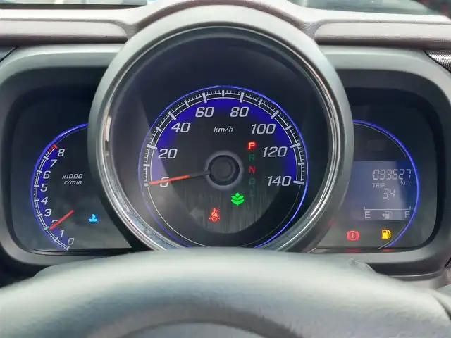 ホンダ Ｎ ＯＮＥ プレミアム 東京都 2014(平26)年 3.4万km プレミアムホワイトパール 安心パッケージ/・シティブレーキアクティブシステム/・サイド＆カーテンエアバック/純正ナビ/・ワンセグTV/FM/AM/CD/Bluetooth/2トーンカラースタイル/スマートキー/プッシュスタート/革巻きステアリング/ステアリングスイッチ/ドアバイザー/純正フロアマット/LEDヘッドライト/オートライト