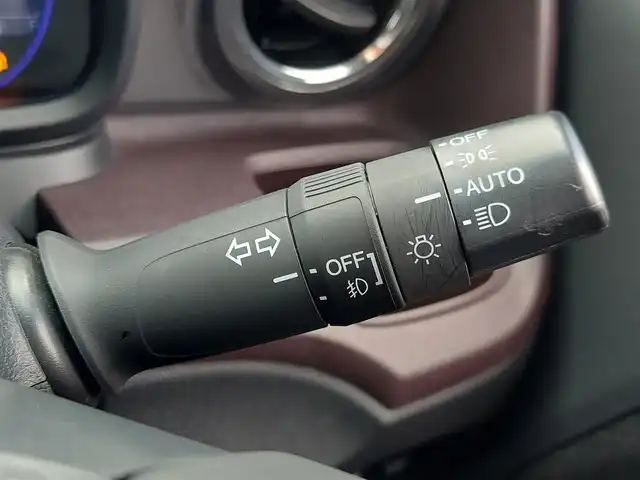 ホンダ Ｎ ＯＮＥ プレミアム 東京都 2014(平26)年 3.4万km プレミアムホワイトパール 安心パッケージ/・シティブレーキアクティブシステム/・サイド＆カーテンエアバック/純正ナビ/・ワンセグTV/FM/AM/CD/Bluetooth/2トーンカラースタイル/スマートキー/プッシュスタート/革巻きステアリング/ステアリングスイッチ/ドアバイザー/純正フロアマット/LEDヘッドライト/オートライト