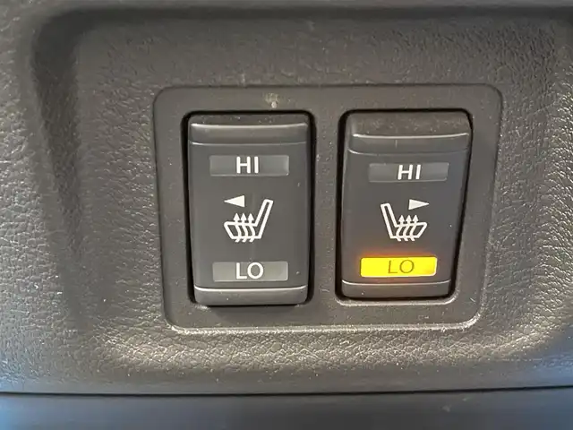 日産 セレナ ライダー オーテック30th プロパイロットE 宮城県 2016(平28)年 7.9万km ダイヤモンドブラック エマージェンシーブレーキ/・プロパイロット/・標識検知機能/・ハンドル支援/・側方支援/・レーンキープアシスト/パワースライドドア（両側）/純正大画面ナビ/・型番：MM516D-L/・フルセグTV/Bluetooth/CD/DVD/・バックカメラ/・ETC/・ドライブレコーダー（前後）/・デジタルインナーミラー/両側パワースライドドア/電子パーキング/・オートブレーキホールド/アイドリングストップ/革巻きステアリング/・ステアリングリモコン/シートヒーター（運転席/助手席）/プッシュスタート/・スマートキー/LEDヘッドライト/・オートライト/・フォグライト/フロアマット/電動格納ミラー