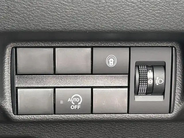 日産 デイズ X 千葉県 2021(令3)年 3.1万km スターリングシルバーM 禁煙車　/純正９型ナビ（MM320D-L）/AM＆FM＆Bluetooth＆フルセグTV＆CD＆DVD/エマージェンシーブレーキ/車線逸脱警報/バックカメラ　/自動防眩ルームミラー　/電動格納サイドミラー　/アイドリングストップ　/純正ドアバイザー　/純正フロアマット　/ＩＳＯＦＩＸ　/１２Ｖシガーソケット　/プッシュスタート/前後コーナーセンサー