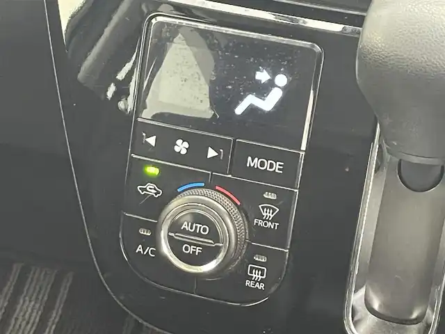 ダイハツ キャスト スタイル GプライムコレSAⅢ 滋賀県 2020(令2)年 6.5万km ダークエメラルドマイカ 純正ナビ/CD/DVD/USB/Bluetooth/フルセグテレビ/バックカメラ/スマートアシスト3/LEDヘッドライト/オートライト/ハーフレザーシート/D/N席シートヒーター/前方ドライブレコーダー/プッシュスタート/スマートキー