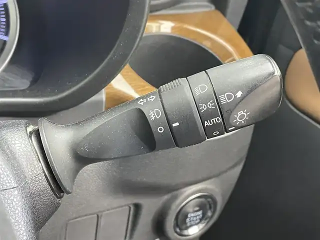 ダイハツ キャスト スタイル GプライムコレSAⅢ 滋賀県 2020(令2)年 6.5万km ダークエメラルドマイカ 純正ナビ/CD/DVD/USB/Bluetooth/フルセグテレビ/バックカメラ/スマートアシスト3/LEDヘッドライト/オートライト/ハーフレザーシート/D/N席シートヒーター/前方ドライブレコーダー/プッシュスタート/スマートキー