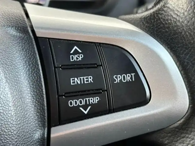 トヨタ ルーミー カスタムG－T 茨城県 2019(平31)年 3.8万km パールホワイトⅢ 純正ナビ/　(AM/FM/CD/Bluetooth/フルセグ)/バックカメラ/フロントリップエアロ/前方ドライブレコーダー/クルーズコントロール/両側パワースライドドア/ビルトインETC2.0/LEDヘッドライト/シートヒーター/前後コーナーセンサー/純正アルミホイール/スタッドレスタイヤ付属/オートライト/パワーステアリング