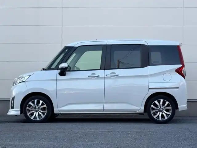 トヨタ ルーミー カスタムG－T 茨城県 2019(平31)年 3.8万km パールホワイトⅢ 純正ナビ/　(AM/FM/CD/Bluetooth/フルセグ)/バックカメラ/フロントリップエアロ/前方ドライブレコーダー/クルーズコントロール/両側パワースライドドア/ビルトインETC2.0/LEDヘッドライト/シートヒーター/前後コーナーセンサー/純正アルミホイール/スタッドレスタイヤ付属/オートライト/パワーステアリング