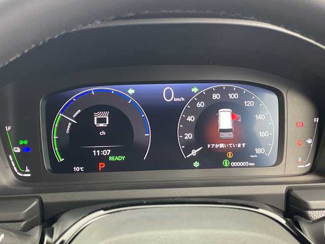 ホンダ ステップワゴン スパーダ eHEV 群馬県 2025(令7)年 0.1千km プラチナホワイトパール 純正１１．４型ナビ　アダプティブクルーズコントロール　ホンダセンシング　衝突被害軽減システム　バックカメラ　電動リアゲート　両側パワースライドドア　プッシュスタート　スマートキー　オートライト　禁煙車