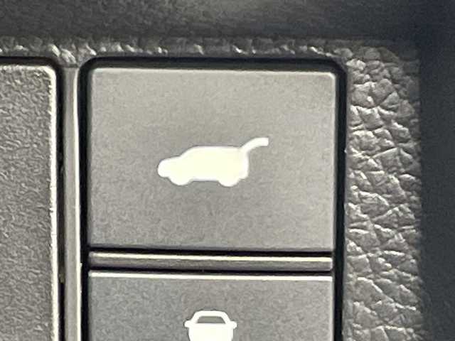 ホンダ ステップワゴン スパーダ eHEV 群馬県 2025(令7)年 0.1千km プラチナホワイトパール 純正１１．４型ナビ　アダプティブクルーズコントロール　ホンダセンシング　衝突被害軽減システム　バックカメラ　電動リアゲート　両側パワースライドドア　プッシュスタート　スマートキー　オートライト　禁煙車