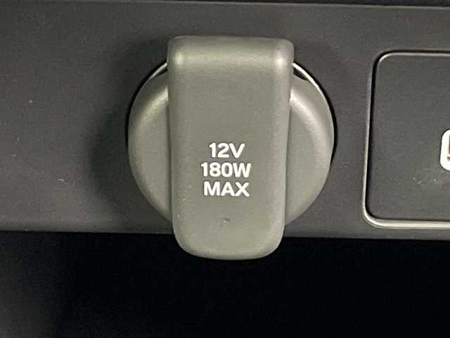 ホンダ ステップワゴン スパーダ eHEV 群馬県 2025(令7)年 0.1千km プラチナホワイトパール 純正１１．４型ナビ　アダプティブクルーズコントロール　ホンダセンシング　衝突被害軽減システム　バックカメラ　電動リアゲート　両側パワースライドドア　プッシュスタート　スマートキー　オートライト　禁煙車