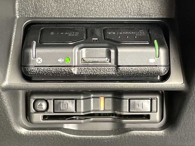 マツダ ＣＸ－３０ XD レトロスポーツED 愛知県 2024(令6)年 0.6万km ジルコンサンドメタリック プレミアムサウンドBOSE/純正10.25型ナビ/全方位カメラ/レーダークルーズコントロール/シートヒーター/バックカメラ/電動リアゲート/パワーシート/ヘッドアップディスプレイ/コーナーセンサー/純正アルミホイール/ブラインドスポットモニター/LEDヘッドライト/ステアリングヒーター/オートマチックハイビーム/ドライブレコーダー/ETC/衝突軽減システム/Bluetooth/ステアリングスイッチ/スマートキー/プッシュスタート