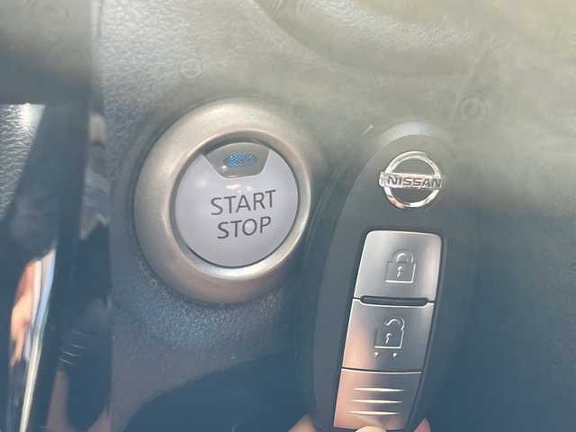 日産 ノート e－パワー X Vセレクション 愛知県 2020(令2)年 3万km ブリリアントシルバー エマージェンシーブレーキ/純正ナビ/全方位カメラ/バックカメラ/コーナーセンサー/純正アルミホイール/LEDヘッドライト/インテリジェントミラー/レーンキープアシスト/ドライブレコーダー/ETC/ステアリングスイッチ/スマートキー/プッシュスタート