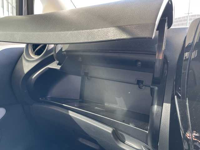 日産 ノート e－パワー X Vセレクション 愛知県 2020(令2)年 3万km ブリリアントシルバー エマージェンシーブレーキ/純正ナビ/全方位カメラ/バックカメラ/コーナーセンサー/純正アルミホイール/LEDヘッドライト/インテリジェントミラー/レーンキープアシスト/ドライブレコーダー/ETC/ステアリングスイッチ/スマートキー/プッシュスタート