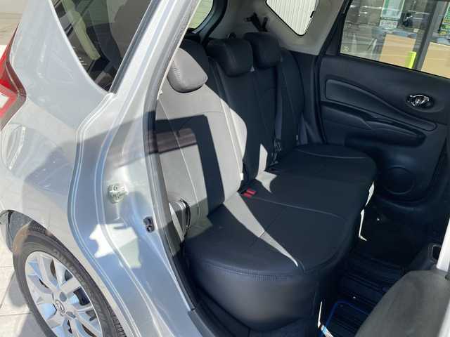 日産 ノート e－パワー X Vセレクション 愛知県 2020(令2)年 3万km ブリリアントシルバー エマージェンシーブレーキ/純正ナビ/全方位カメラ/バックカメラ/コーナーセンサー/純正アルミホイール/LEDヘッドライト/インテリジェントミラー/レーンキープアシスト/ドライブレコーダー/ETC/ステアリングスイッチ/スマートキー/プッシュスタート