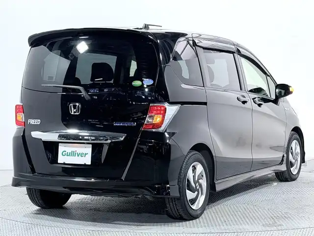 ホンダ フリード ハイブリット プレミアムエディション 大阪府 2015(平27)年 5.4万km プレミアムスパークルブラックパール 純正9incナビTV バックカメラ 両側パワースライドドア ハーフレザー クルーズコントロール スマートキー オートエアコン 前後ドライブレコーダー ETC
