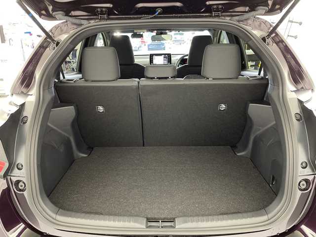 トヨタ ヤリス ハイブリッド Z 岐阜県 2020(令2)年 2.3万km ボルドーマイカメタリック 純正ナビ/バックモニター/ETC/ドライブレコーダー/前席シートヒーター/アダプティブクルーズコントロール/オートライト/オートハイビーム/ブラインドスポットモニター(BSM)/スマートキー/プッシュスタート