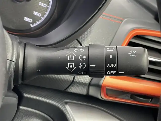 スバル フォレスター X－ブレイク 埼玉県 2020(令2)年 6.1万km クリスタルホワイトP アイサイト　純正ナビ　バックカメラ　ＢＳＭ　ＥＴＣ　ドライブレコーダー　レーダークルーズ　シートヒーター　デジタルインナーミラー　ステアリングヒーター　メモリシート　純正アルミ　オートライト　ＬＥＤ