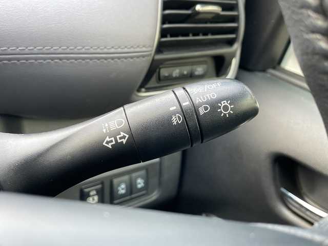 日産 セレナ ハイウェイスター V 広島県 2022(令4)年 4.5万km ダイヤモンドブラック 禁煙/セーフティパックA/防水シート車/エマージェンシーブレーキ/車線逸脱警報/ハイビームアシスト/道路標識認識/BSW/プロパイロット/インテリジェントルームミラー/純正１０型ナビ/・フルセグ/CD/DVD/Blu-ray/SD/REC/Bluetooth/アラウンドビューモニター/純正フリップダウンモニター/革巻ステアリング/ステアリングスイッチ/オートライト/スマートキー/プッシュスタート/スペアキー/電動パーキングブレーキ/オートホールド/LEDヘッドライト/フォグランプ/ドライブレコーダー（DH5-D）/ETC/純正フロアマット/純正ドアバイザー/アイドリングストップ/オートデュアルエアコン、リヤヒーターダクト/純正１６インチアルミホイール