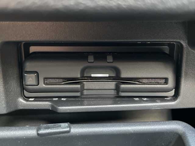 日産 セレナ ハイウェイスター V 広島県 2022(令4)年 4.5万km ダイヤモンドブラック 禁煙/セーフティパックA/防水シート車/エマージェンシーブレーキ/車線逸脱警報/ハイビームアシスト/道路標識認識/BSW/プロパイロット/インテリジェントルームミラー/純正１０型ナビ/・フルセグ/CD/DVD/Blu-ray/SD/REC/Bluetooth/アラウンドビューモニター/純正フリップダウンモニター/革巻ステアリング/ステアリングスイッチ/オートライト/スマートキー/プッシュスタート/スペアキー/電動パーキングブレーキ/オートホールド/LEDヘッドライト/フォグランプ/ドライブレコーダー（DH5-D）/ETC/純正フロアマット/純正ドアバイザー/アイドリングストップ/オートデュアルエアコン、リヤヒーターダクト/純正１６インチアルミホイール