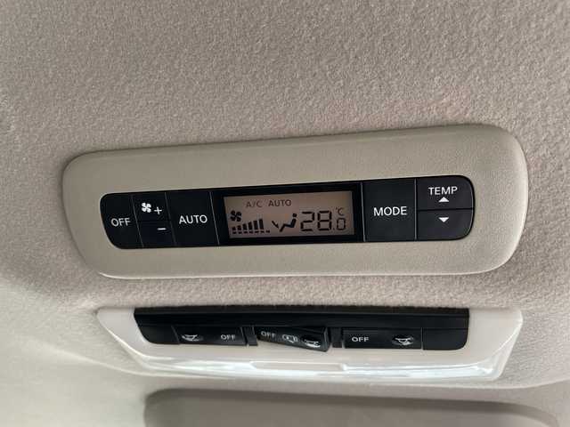 日産 セレナ ハイウェイスター V 広島県 2022(令4)年 4.5万km ダイヤモンドブラック 禁煙/セーフティパックA/防水シート車/エマージェンシーブレーキ/車線逸脱警報/ハイビームアシスト/道路標識認識/BSW/プロパイロット/インテリジェントルームミラー/純正１０型ナビ/・フルセグ/CD/DVD/Blu-ray/SD/REC/Bluetooth/アラウンドビューモニター/純正フリップダウンモニター/革巻ステアリング/ステアリングスイッチ/オートライト/スマートキー/プッシュスタート/スペアキー/電動パーキングブレーキ/オートホールド/LEDヘッドライト/フォグランプ/ドライブレコーダー（DH5-D）/ETC/純正フロアマット/純正ドアバイザー/アイドリングストップ/オートデュアルエアコン、リヤヒーターダクト/純正１６インチアルミホイール