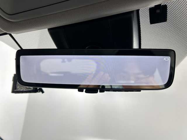 トヨタ ＲＡＶ４ G Zパッケージ 佐賀県 2021(令3)年 4.8万km ホワイトパールクリスタルシャイン 純正９型ナビ/（フルセグTV/CD/DVD/Bluetooth）/４WD/衝突被害軽減システム/バックカメラ/コーナーセンサー/レーンキープアシスト/レーダークルーズコントロール/デジタルインナーミラー/前後ドライブレコーダー/パワーシート/シートヒーター/ハンドルヒーター/純正１９インチアルミホイール/ＬＥＤヘッドライト/オートライト/オートマチックハイビーム/ルーフレール/ドアバイザー/ビルトインETC/MT付AT/スマートキー/ダウンヒルアシストコントロール/横滑り防止装置/盗難防止装置