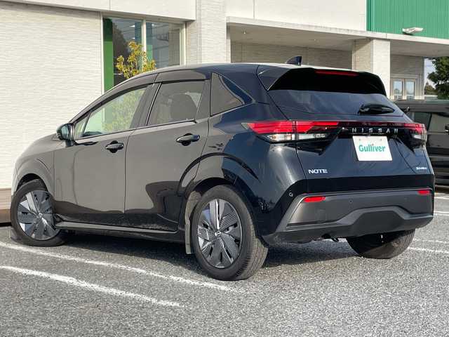日産 ノート X 千葉県 2021(令3)年 2.5万km スーパーブラック メーカーナビ　全方位カメラ　プロパイロット　２．０ＥＴＣ　フルセグＴＶ　スマートルームミラー　ドラレコ　ＵＳＢ　タイプＣ　マット　ＬＥＤライト　オートライト　バイザー　前後センサー　スマートキー
