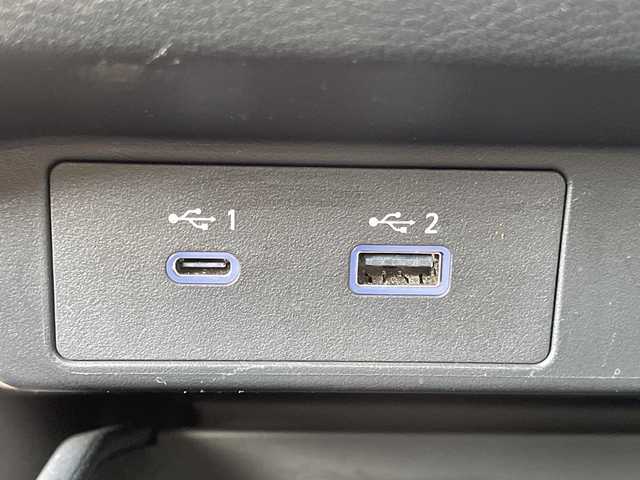 日産 ノート X 千葉県 2021(令3)年 2.5万km スーパーブラック メーカーナビ　全方位カメラ　プロパイロット　２．０ＥＴＣ　フルセグＴＶ　スマートルームミラー　ドラレコ　ＵＳＢ　タイプＣ　マット　ＬＥＤライト　オートライト　バイザー　前後センサー　スマートキー