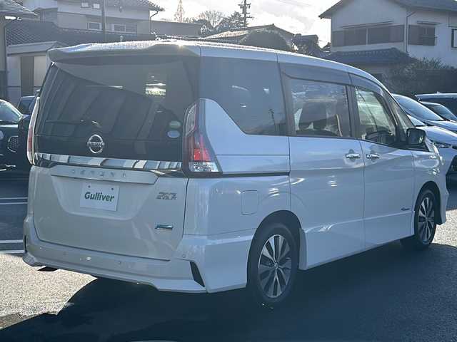 日産 セレナ