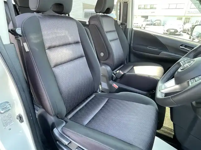日産 セレナ ハイウェイスター Vセレクション 群馬県 2018(平30)年 4.9万km ブリリアントホワイトパール ワンオーナー車/純正9インチナビ/フルセグテレビ/バックカメラ/アラウンドビューモニター/アイドリングストップ/クルーズコントロール/ドアバイザー/プッシュスタート/両側パワースライドドア/ビルトインETC/オートライト/衝突被害軽減装置/前後コーナーセンサー/横滑り防止装置/前方ドライブレコーダー