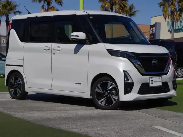 日産 ルークス HWS Gターボ プロパイロットED 千葉県 2020(令2)年 4.2万km ホワイトパール エマージェンシーブレーキ/プロパイロット/インテリジェントクルーズコントロール/ハンズフリー両側パワースライドドア/社外メモリーナビ/地デジTV/【DVD/CD再生機能　Bluetooth接続】/アラウンドビューモニター/LEDヘッドライト/フォグライト/ウインカーミラー/革巻きステアリング/コーナーセンサー/純正15インチアルミホイル/サイド/カーテン/ニーエアバッグ/インテリジェントキー