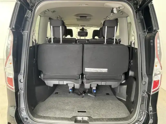 日産 セレナ ハイウェイスター V 福岡県 2020(令2)年 4.8万km ダイヤモンドブラック 後席モニター　/純正１０型ナビ　/全方位カメラ　/ナビ連動ドラレコ　/ＥＴＣ　/プロパイロット　/コーナーセンサー　/エマージェンシーブレーキ　/レーンキープ　/ＢＳＷ　/パーキングアシスト　/両側電動スライドドア　/ＬＥＤ