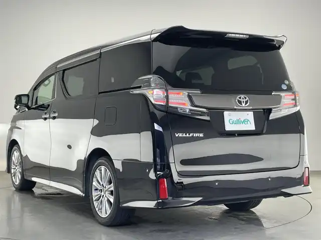 トヨタ ヴェルファイア Z Aエディション 愛知県 2017(平29)年 5.3万km ブラック メーカーナビ　フルセグＴＶ　ＪＢＬサウンド　ＤＶＤブルーレイ　バックカメラ　純正１２．１型後席モニター　衝突軽減装置　追従クルコン　パーキングアシスト　コーナーセンサー　ドラレコ　ハーフレザー　HDMIポート　AC100V電源　禁煙車