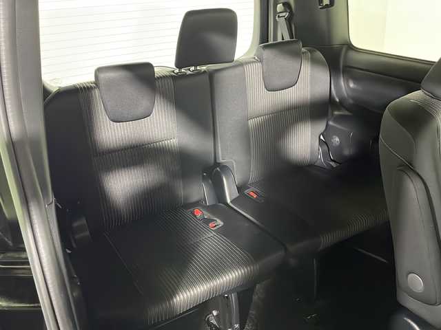 トヨタ ヴォクシー ZS 煌Ⅱ 広島県 2020(令2)年 3.3万km ブラック 純正9型ナビ/純正フリップダウンモニター/両側パワースライドドア/バックカメラ/クリアランスソナー/セーフティセンス/・プリクラッシュセーフティ/・レーンディパーチャーアラート/・オートマチックハイビーム/LEDヘッドランプ/純正16インチAW/ETC2.0